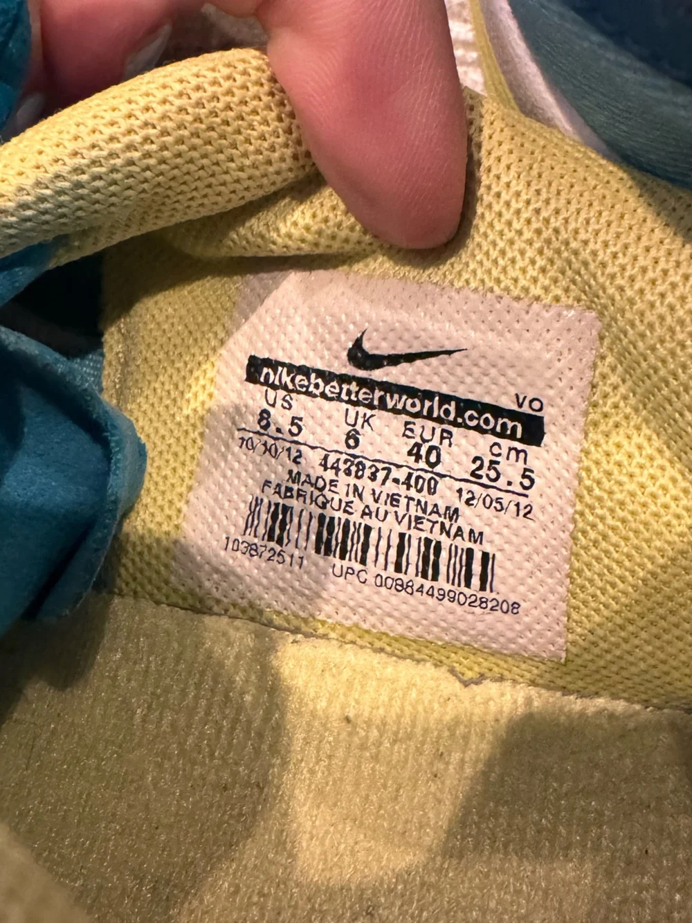 Nike Teal & Yellow Dual Fusion Athletic Training Sneakers